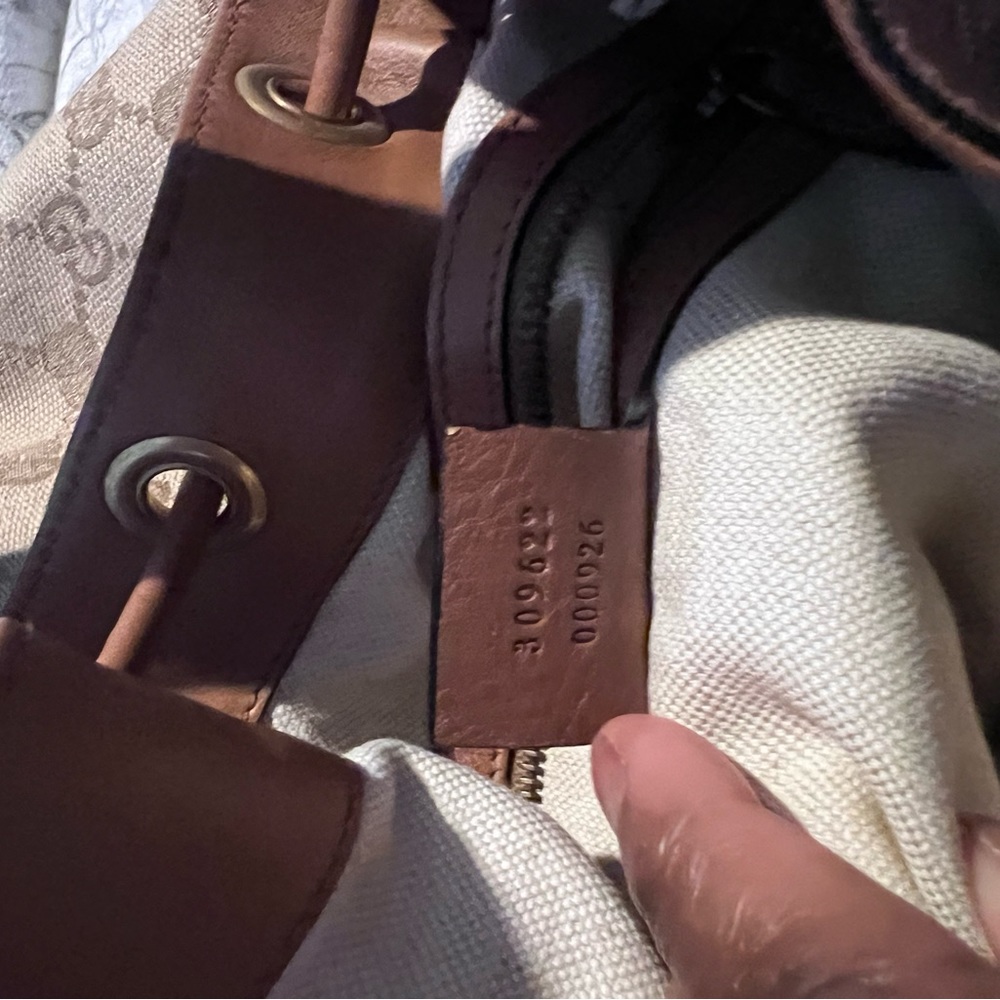 Vintage Gucci authentic bought at Gucci @beachwood mall excellent condition